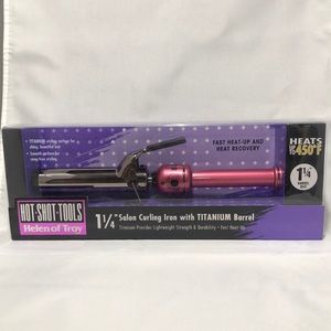 HOT SHOT TOOLS 1 1/4 “ Salon Curling Iron Titanium Barrel